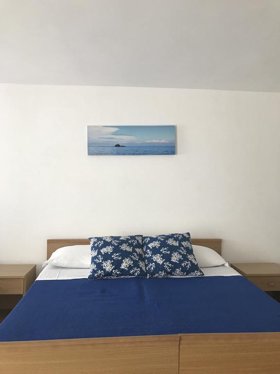 Scala Blu - Immobilevante ポンツァ エクステリア 写真